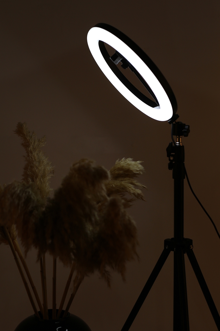 Фото Лампа кільцева 30 см + тринога 2,1 м MJ-30 (2000989456797)