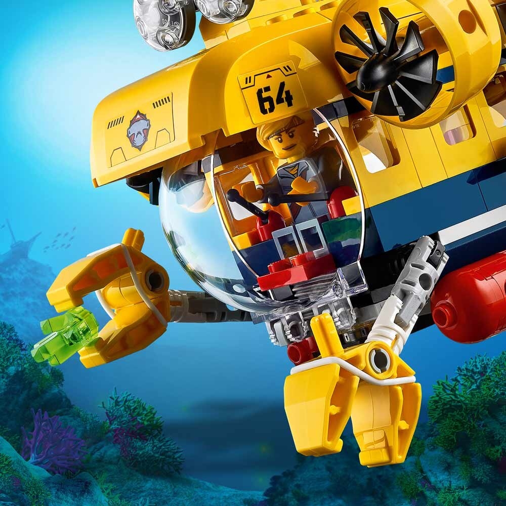 Фото Конструктор LEGO City Разведывательная подводная лодка (60264)