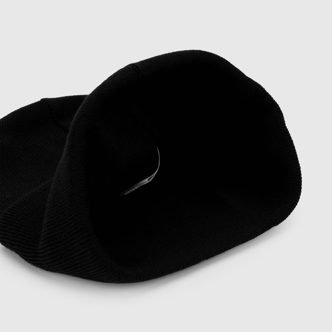 Фото Набор шапка+баф мужской SHADO Shado №38/Баф1 Черный (2000990217752D)