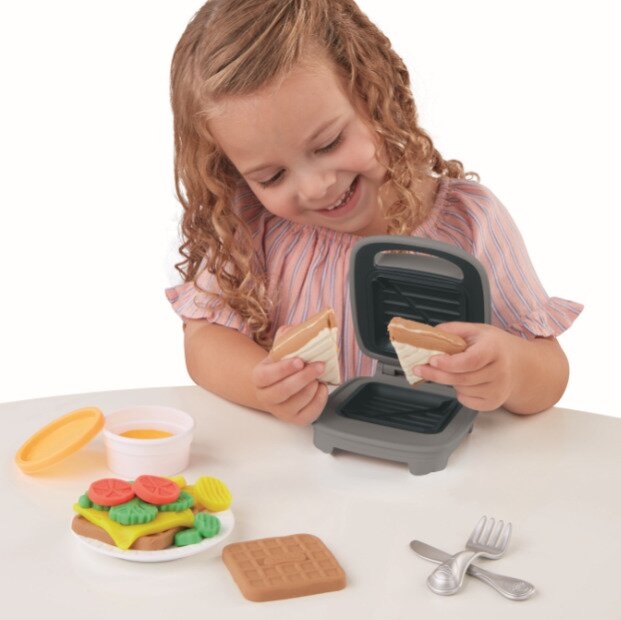 Фото Игровой набор Hasbro Play-Doh Сырный сэндвич (E7623)
