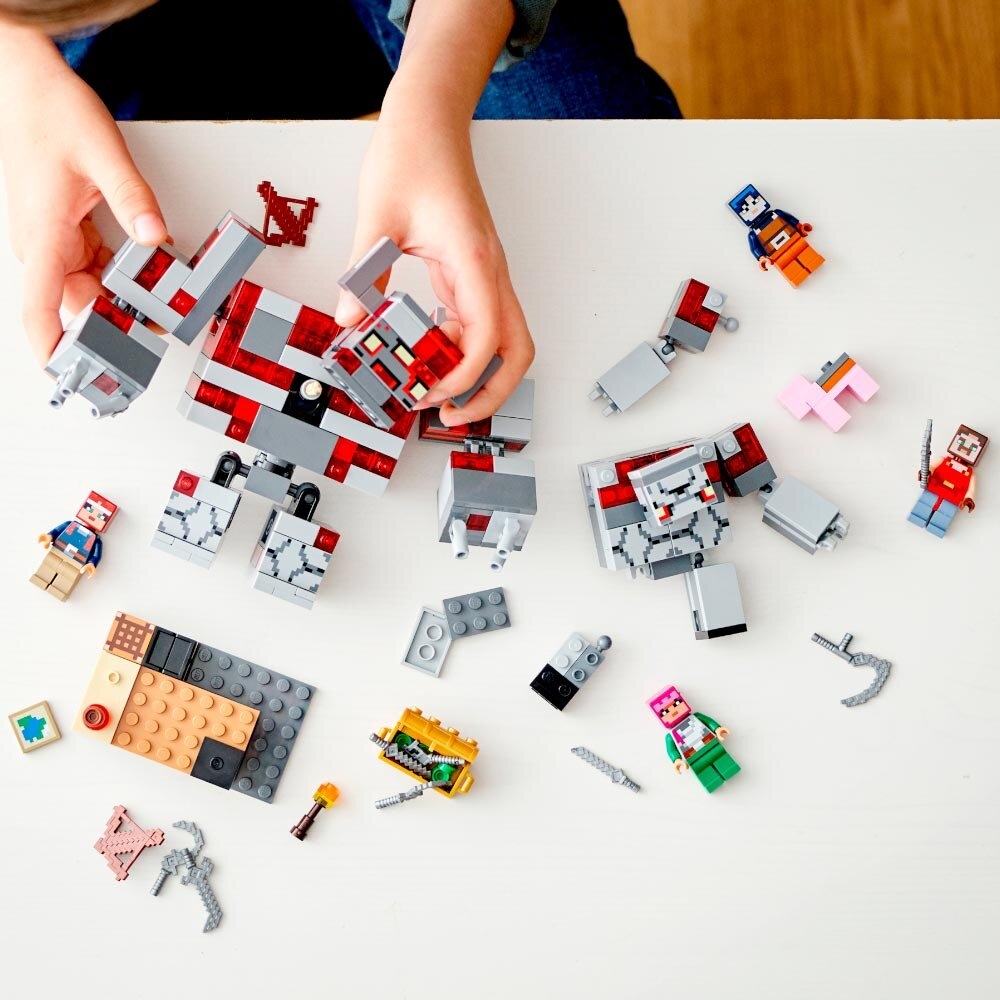 Фото Конструктор LEGO Minecraft Бій за краснокамень (21163)