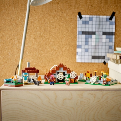 Конструктор LEGO Minecraft Покинуте село 21190 (5702017233260)