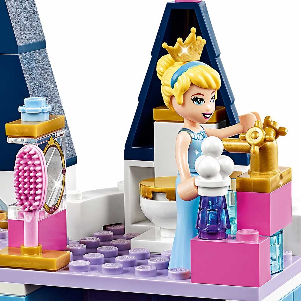 Фото Конструктор LEGO Disney Princess Свято в замку Попелюшки (43178)